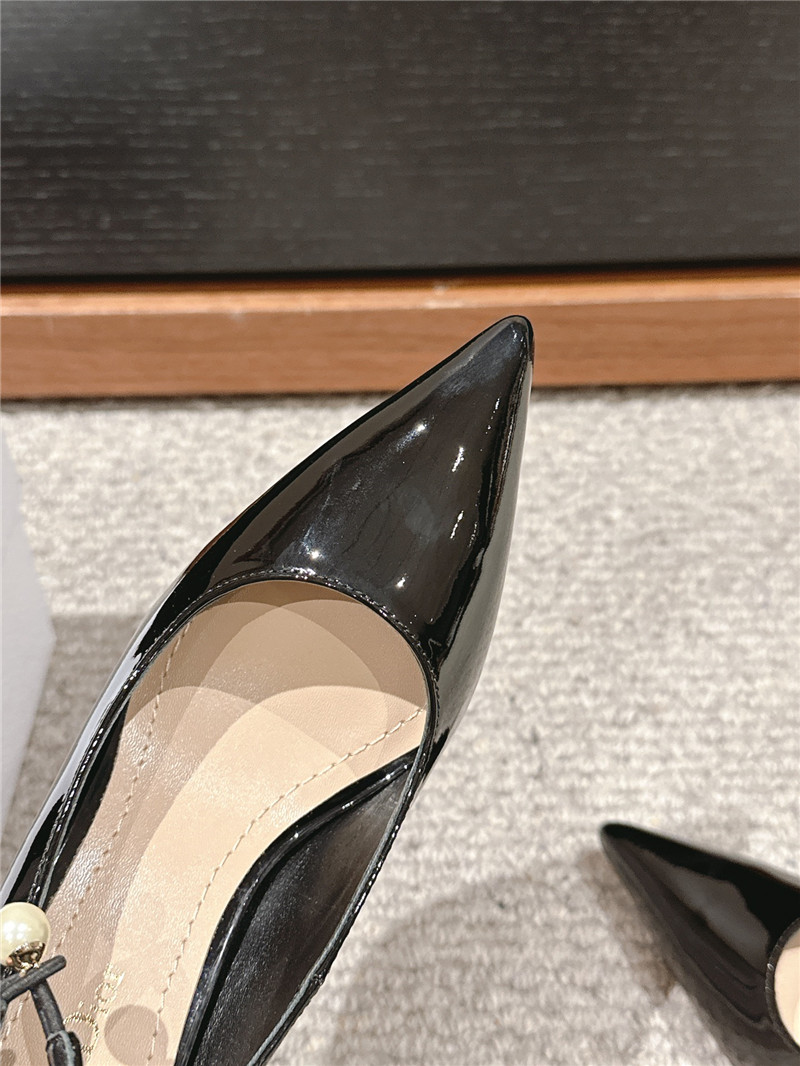 D10r pearl ankle pointed pumps black patent