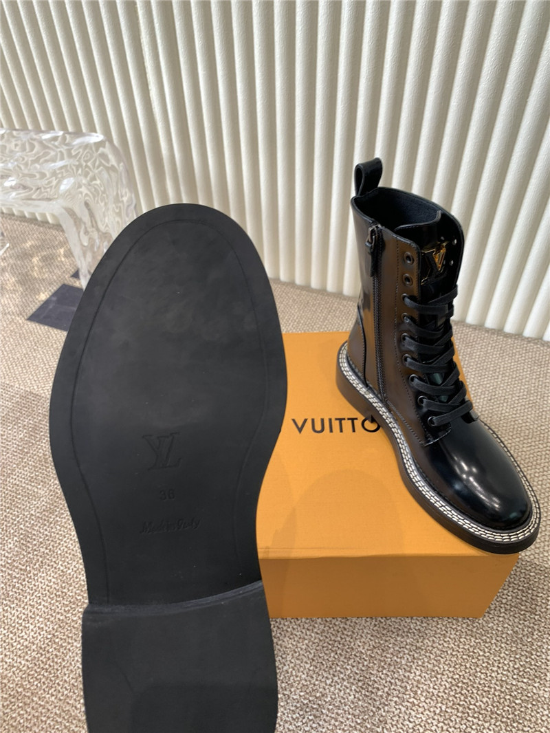 l0vis Vvtt0n patent leather metropolis ranger boots