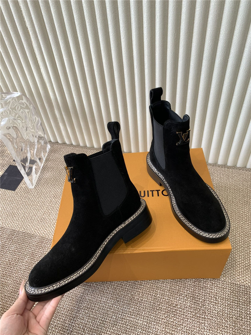 l0vis Vvtt0n beaubourg ankle chelsea boots in suede