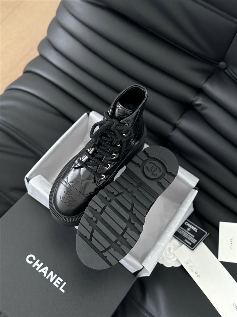 ch**el D1am0nd calfskin lace-up ankle boots