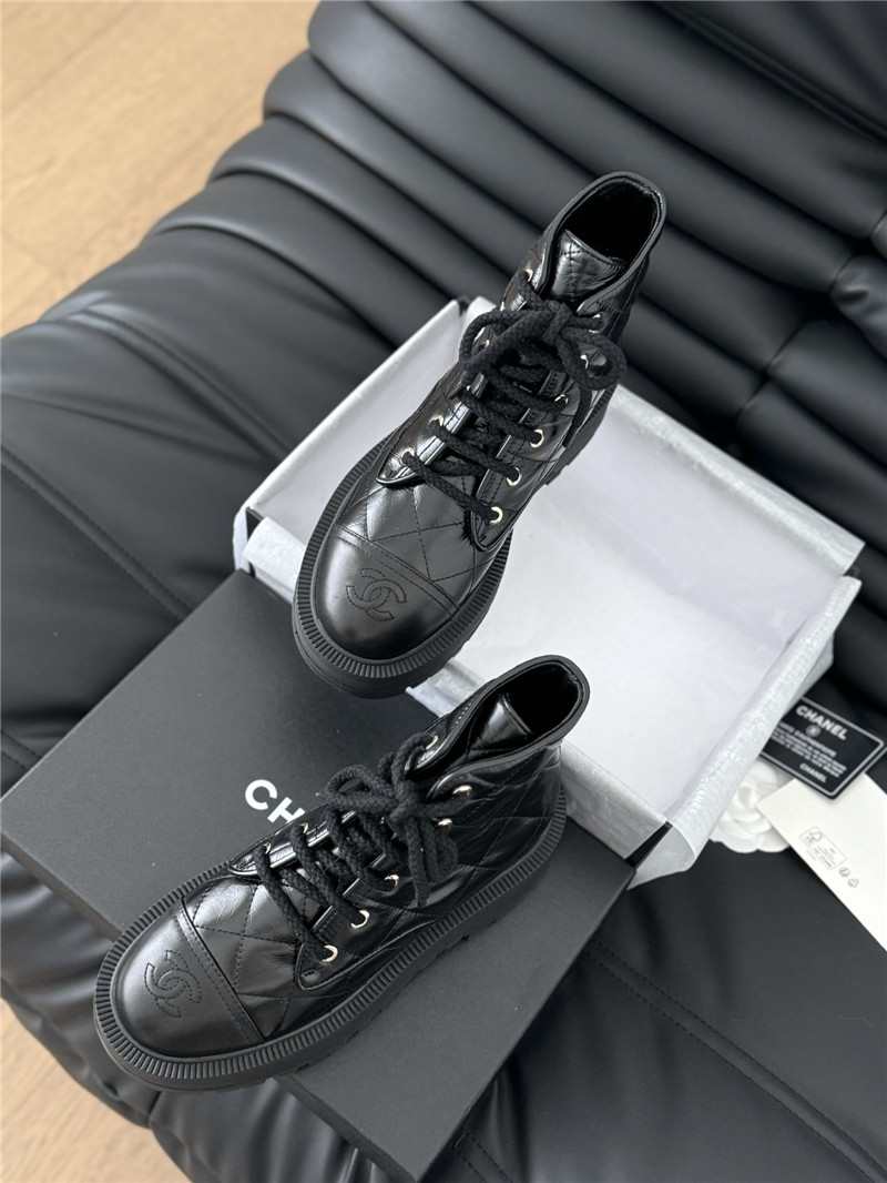 ch**el D1am0nd calfskin lace-up ankle boots