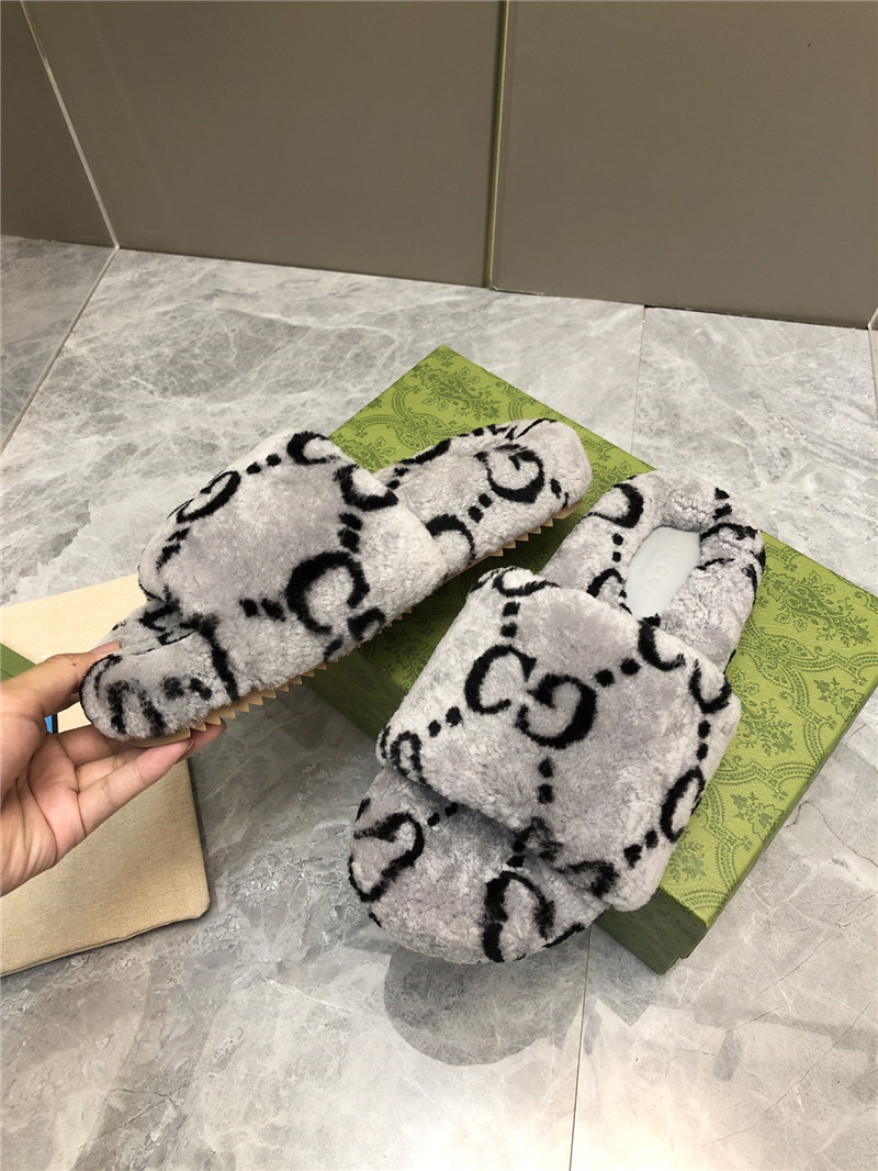 Gvc*1 monogram motif shearling slides grey