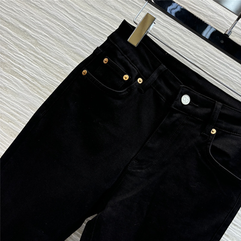 Va1e*ntin0 bootcut jeans replica clothing sites