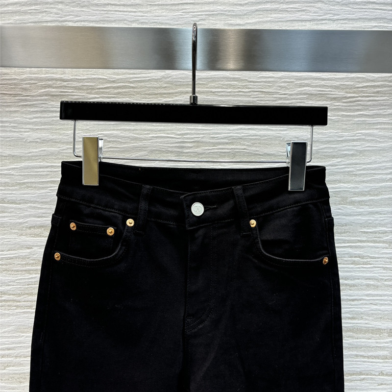 Va1e*ntin0 bootcut jeans replica clothing sites