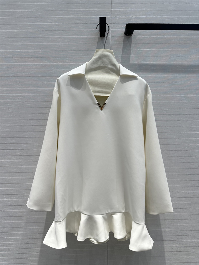 Va1e*ntin0 long sleeve v neck dress replica d&g clothing