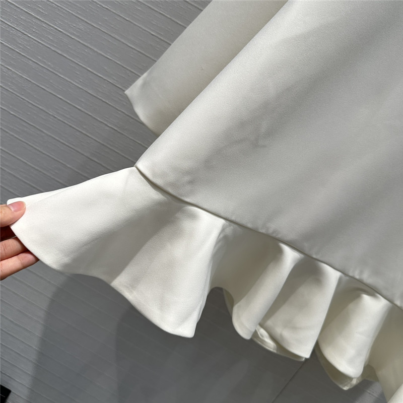 Va1e*ntin0 long sleeve v neck dress replica d&g clothing