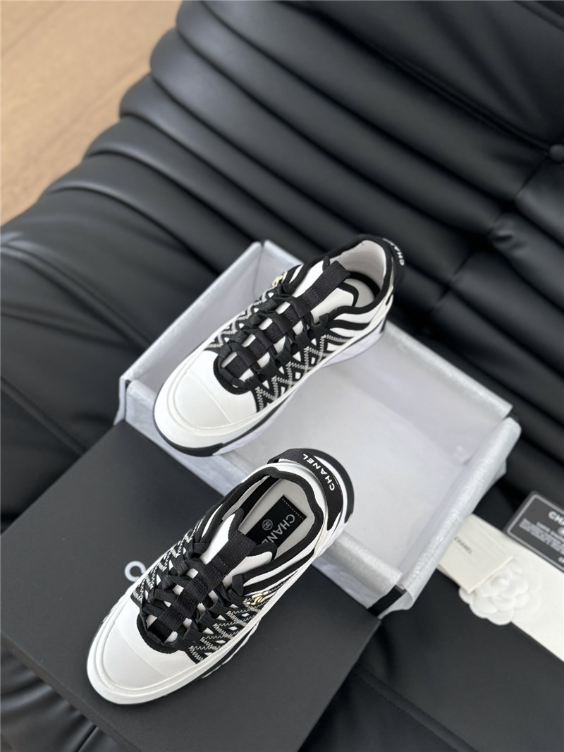 Ch**el logo suede calfskin sneakers