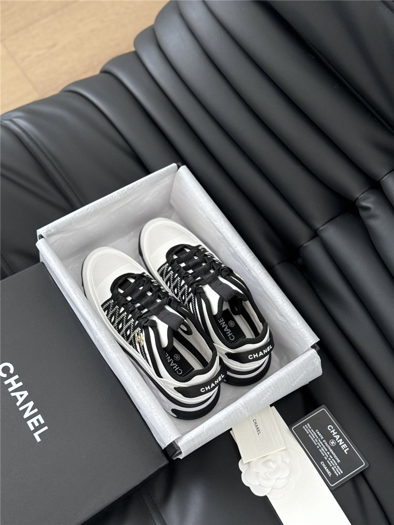 Ch**el logo suede calfskin sneakers