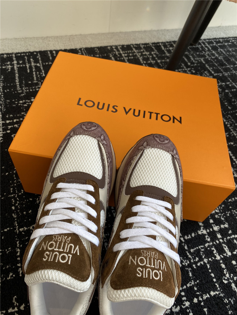 l0vis Vvtt0n run away sneaker