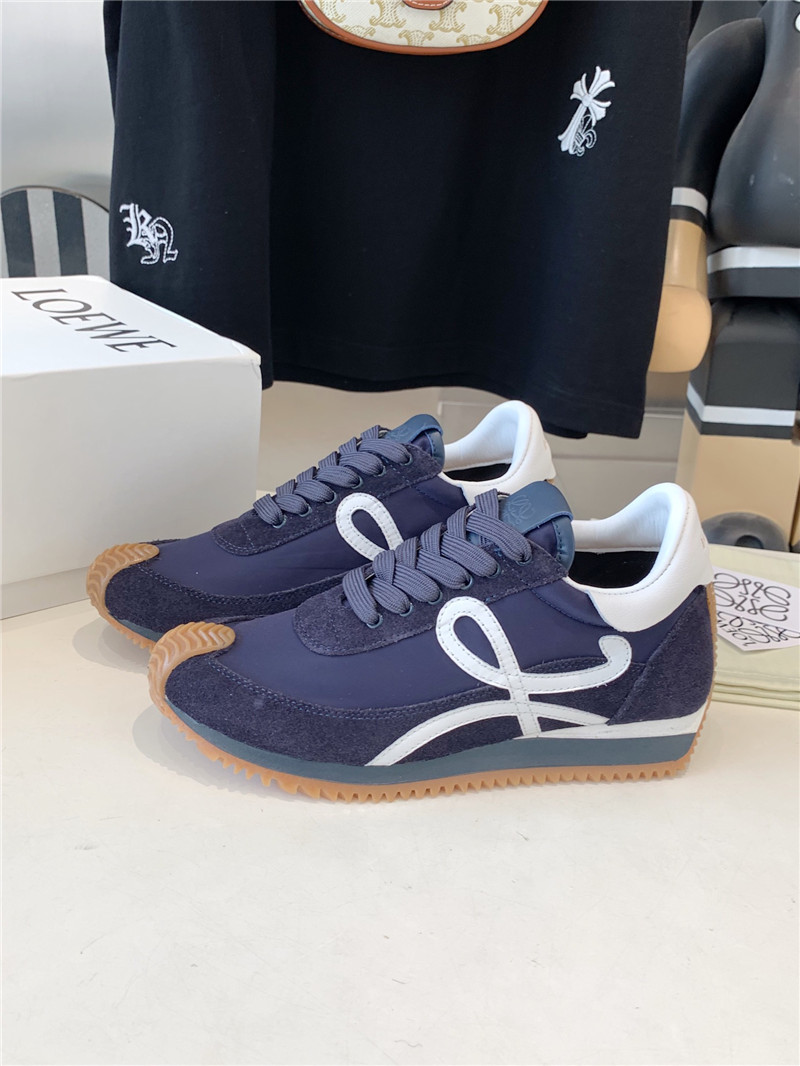 L0ew* flow runner sneakers blue