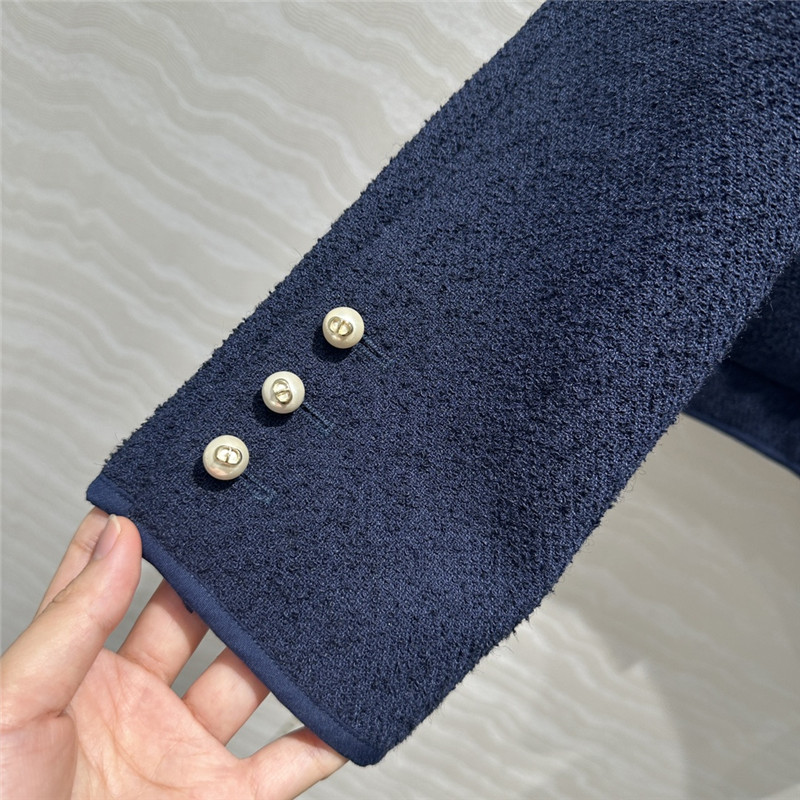 D10r round neck small coat replica clothing sites