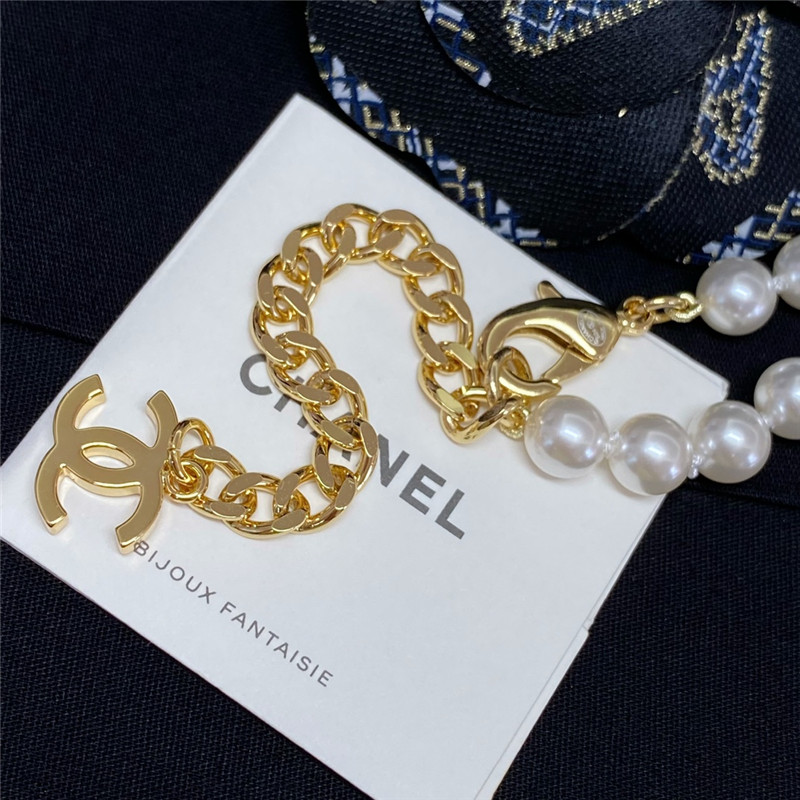 Ch**el hollow twisted sugar cube pearl necklace