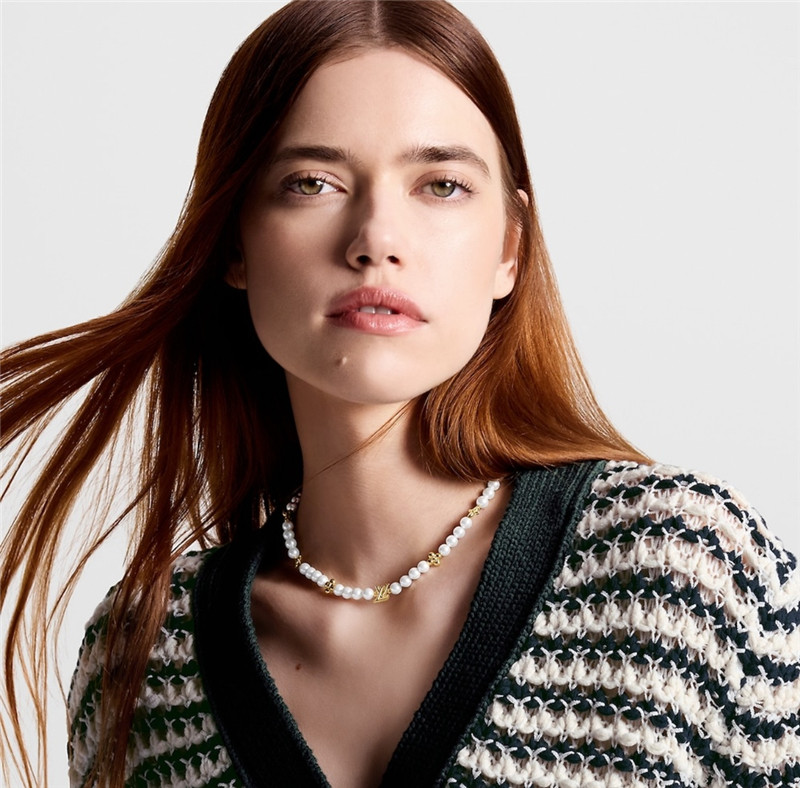 l0vis Vvtt0n lv green gold flower pearl necklace