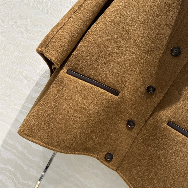 Vanitoo Temperament Small Cape