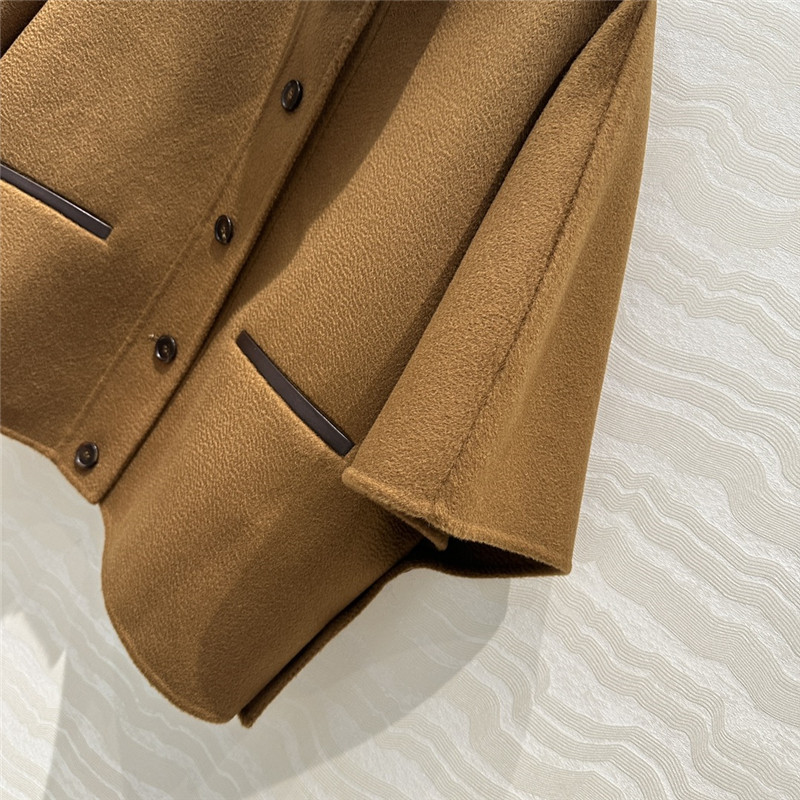 Vanitoo Temperament Small Cape