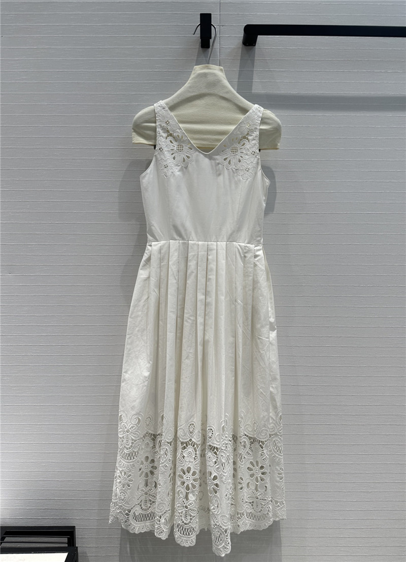 Va1e*ntin0 v neck pleated maxi dress replica designer clothes