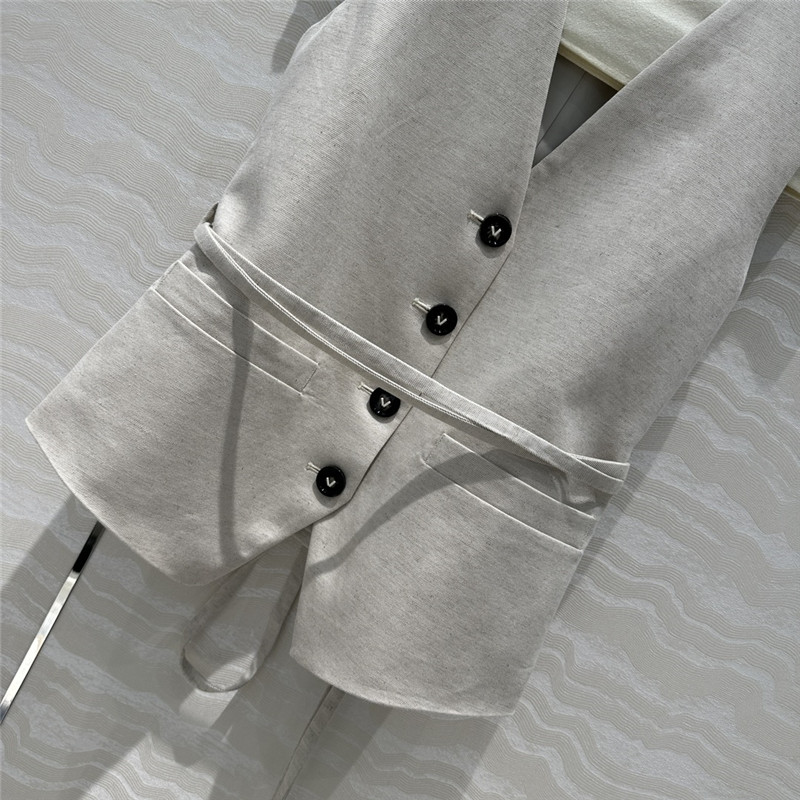 b0tt*ga Ven*ta vest replica d&g clothing