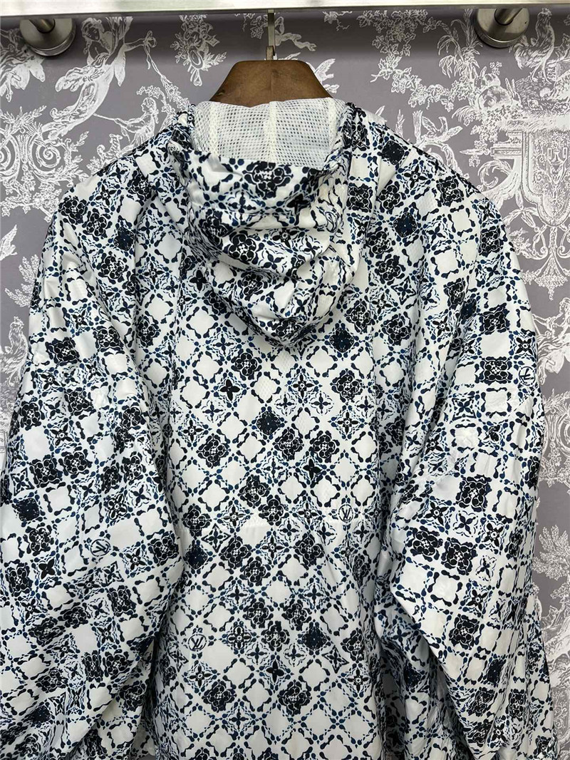 l0vis Vvtt0n lv sun protection jacket replica clothing