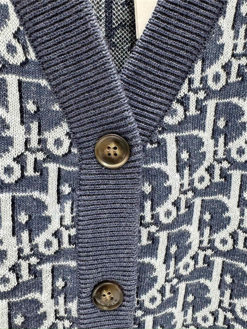 D10r knitted v-neck cardigan replica designer clothes