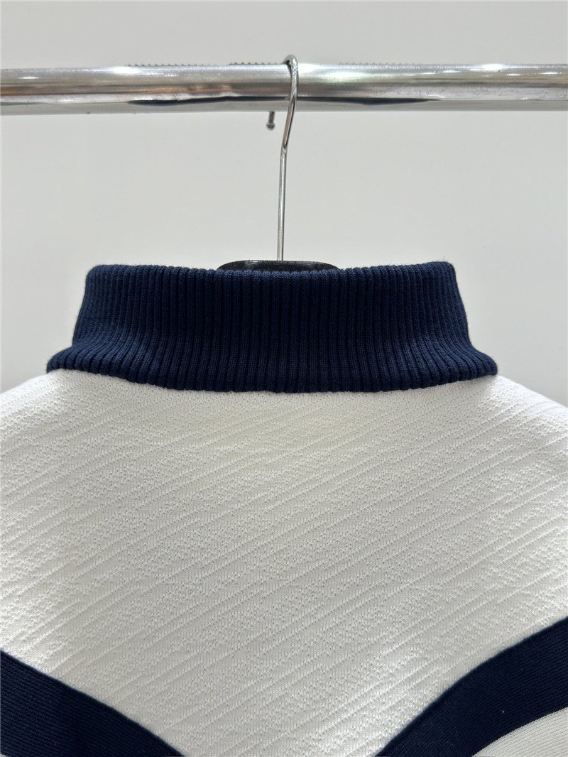 l0vis Vvtt0n lv stand collar zipper knitted cardigan replica clothes