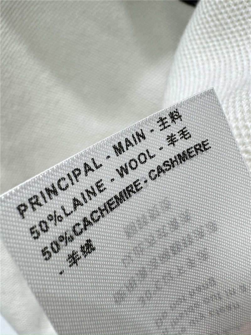 l0vis Vvtt0n lv stand collar zipper knitted cardigan replica clothes