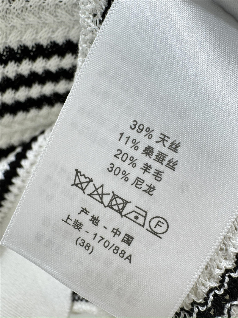 D10r navy collar knitted long sleeves replica clothes