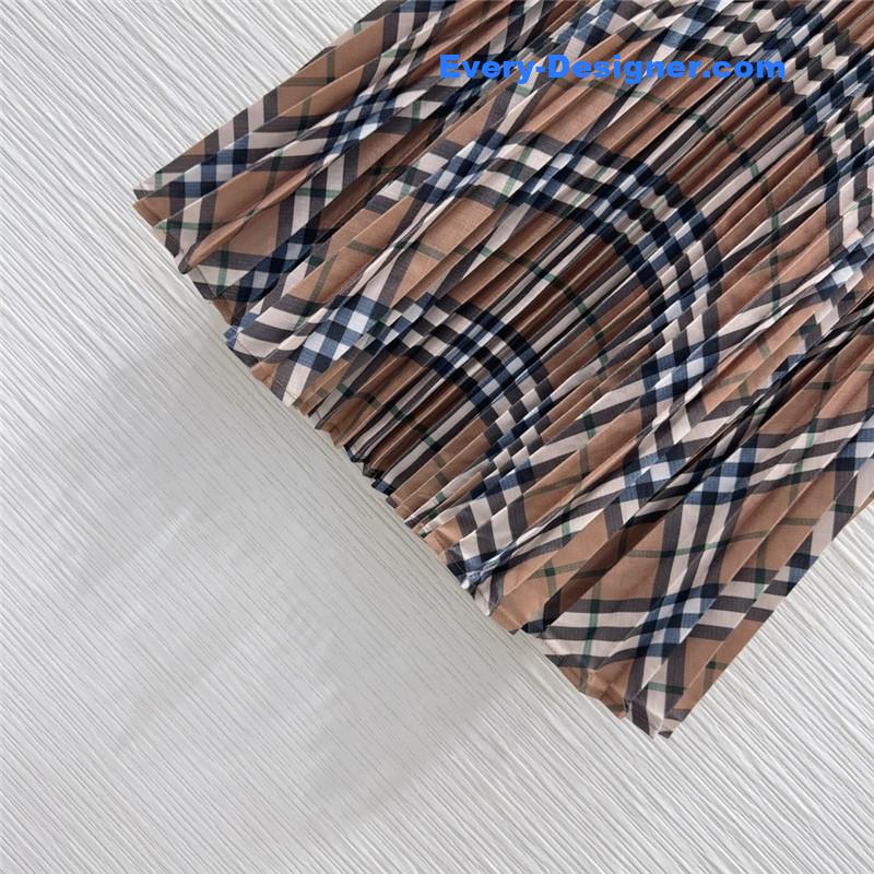 Bv*b*rry colorblock plaid skirt replica d&g clothing