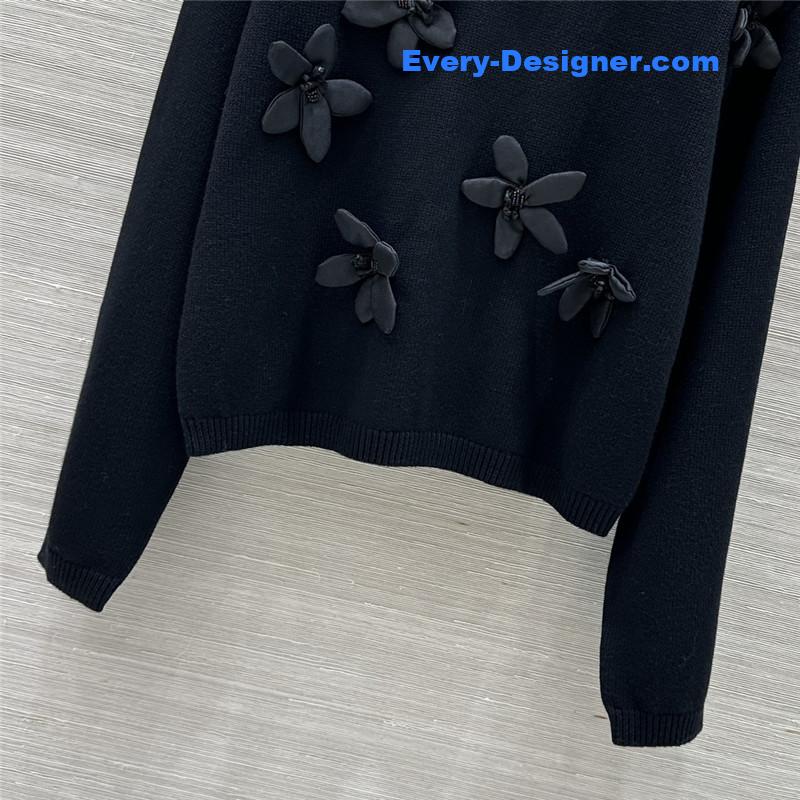 Va1e*ntin0 3d flower long sleeve top replica clothes
