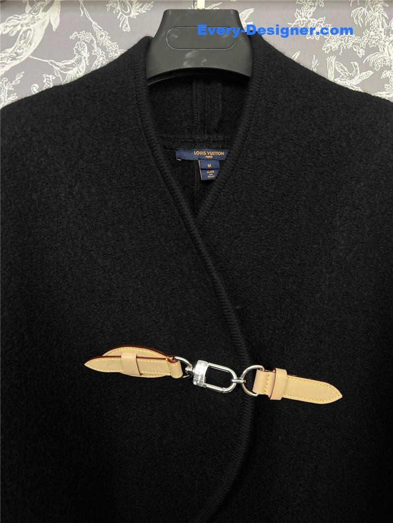 l0vis Vvtt0n lv leather button cape coat replica clothing