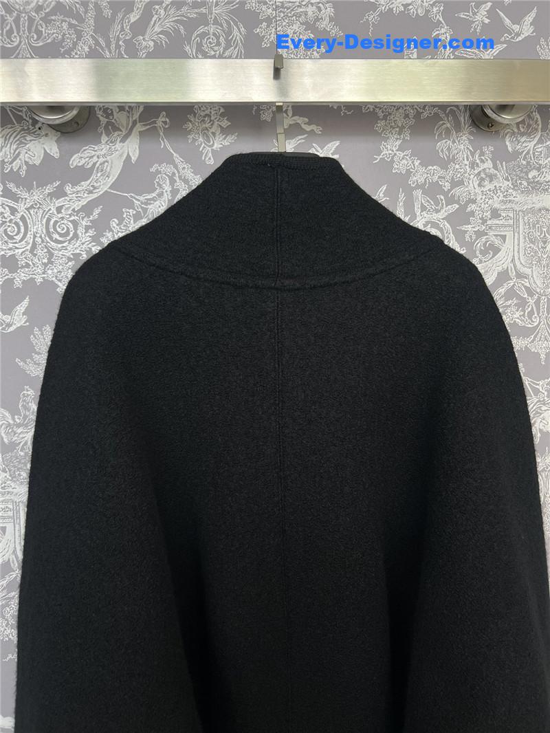 l0vis Vvtt0n lv leather button cape coat replica clothing