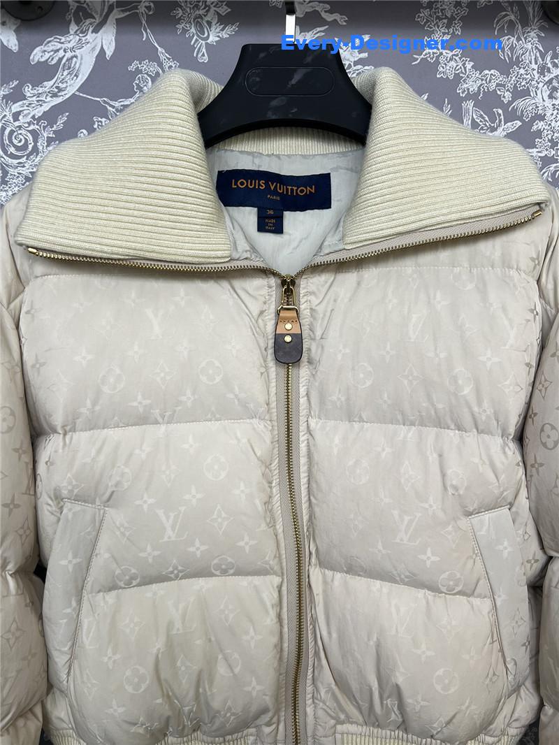 l0vis Vvtt0n lv logo obscure stand collar jacket replica clothes