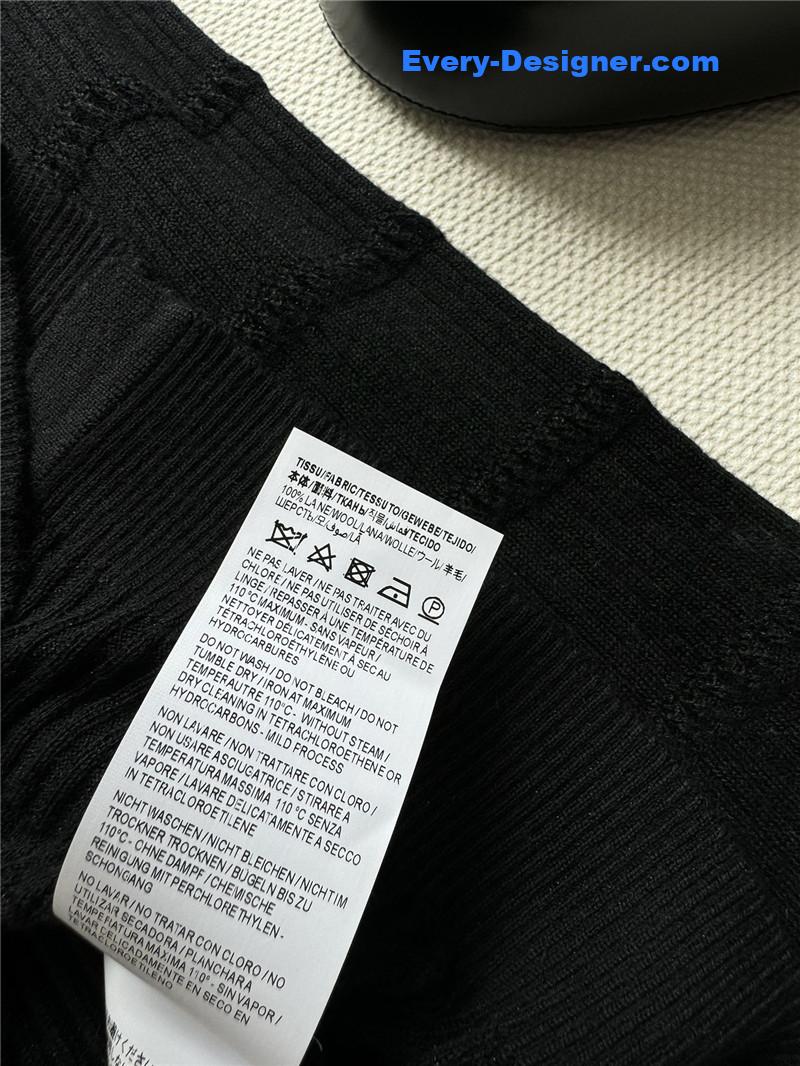 Y51 hollow knitted long-sleeved cardigan replicas clothes