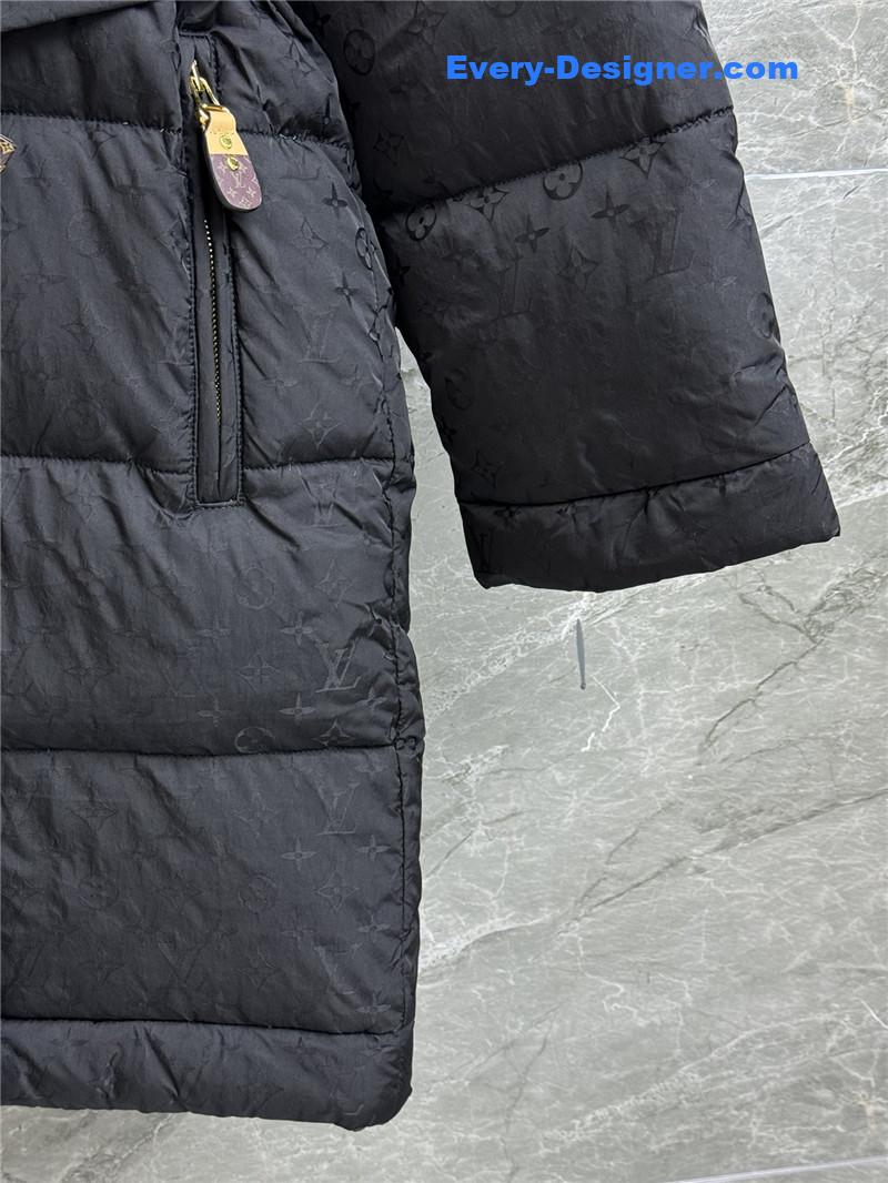 l0vis Vvtt0n lv mid-length down jacket replicas clothes