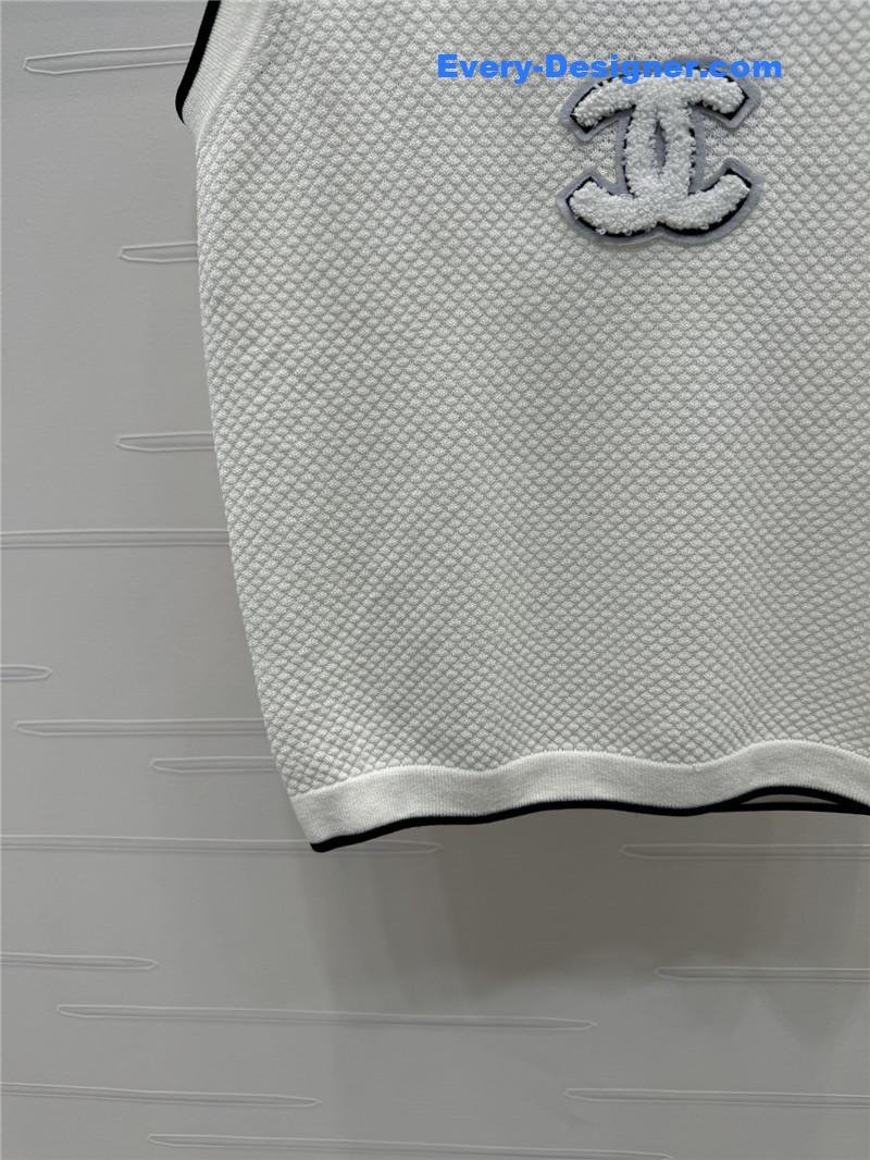 Ch**el 3d logo knitted vest replicas clothes