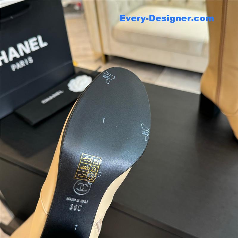 Ch**el chunky heel zipper keen high boots