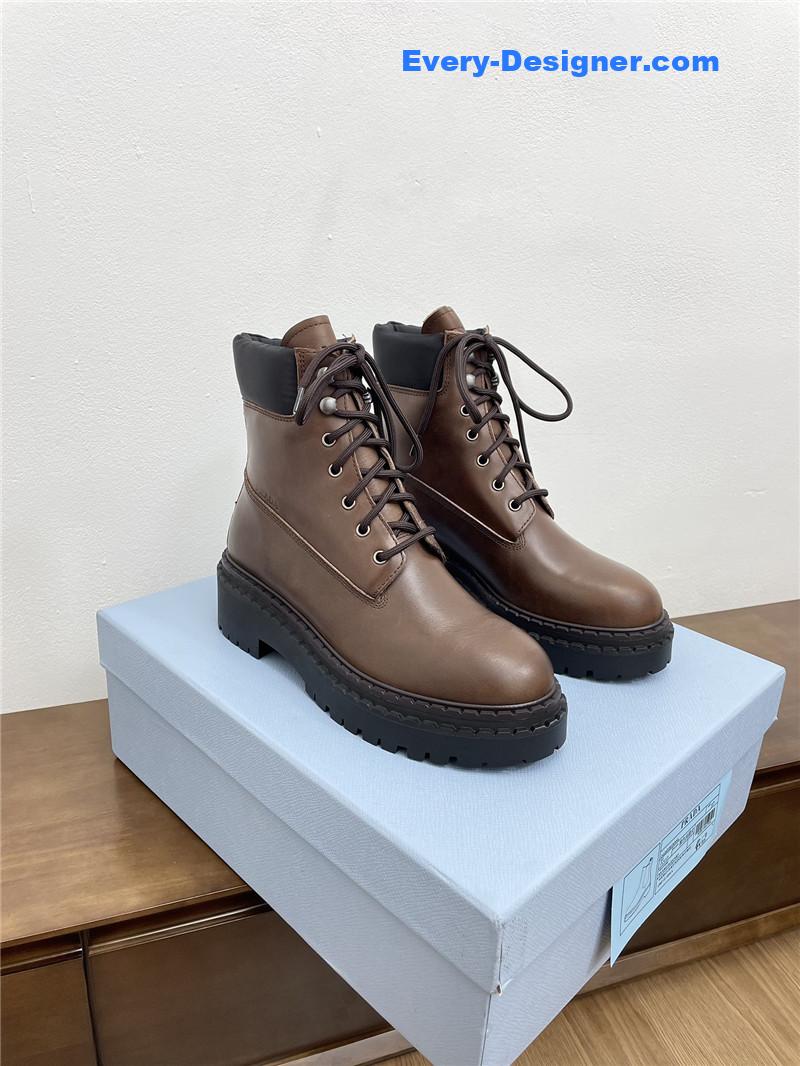 Pra*a leather work boots for women