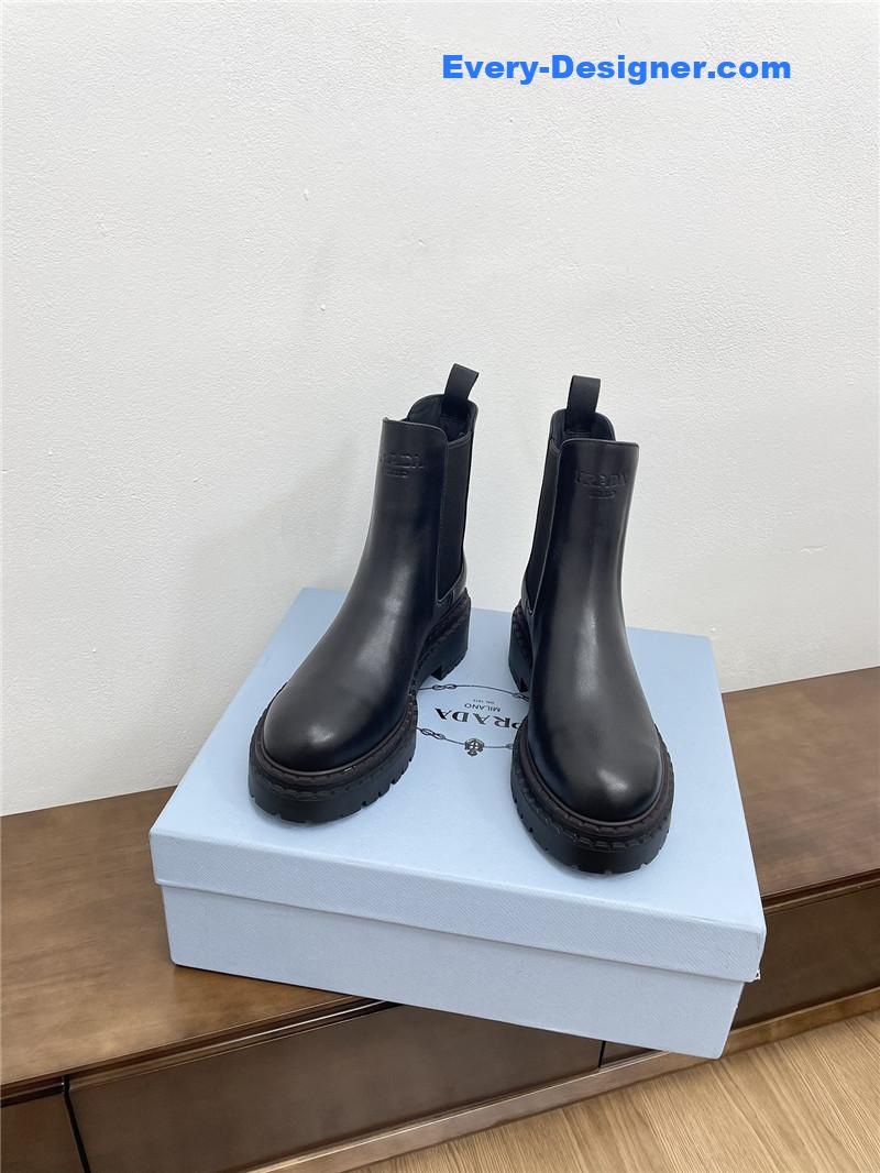 Pra*a calf leather chelsea boots