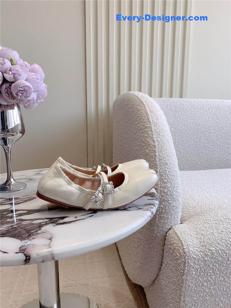 Roger Vivier Mary Janes in Off-White Nappa Leather