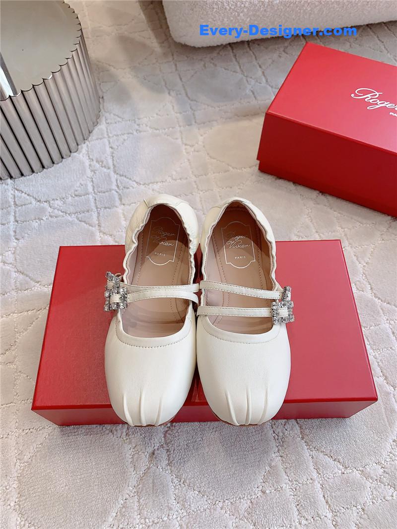 Roger Vivier Mary Janes in Off-White Nappa Leather