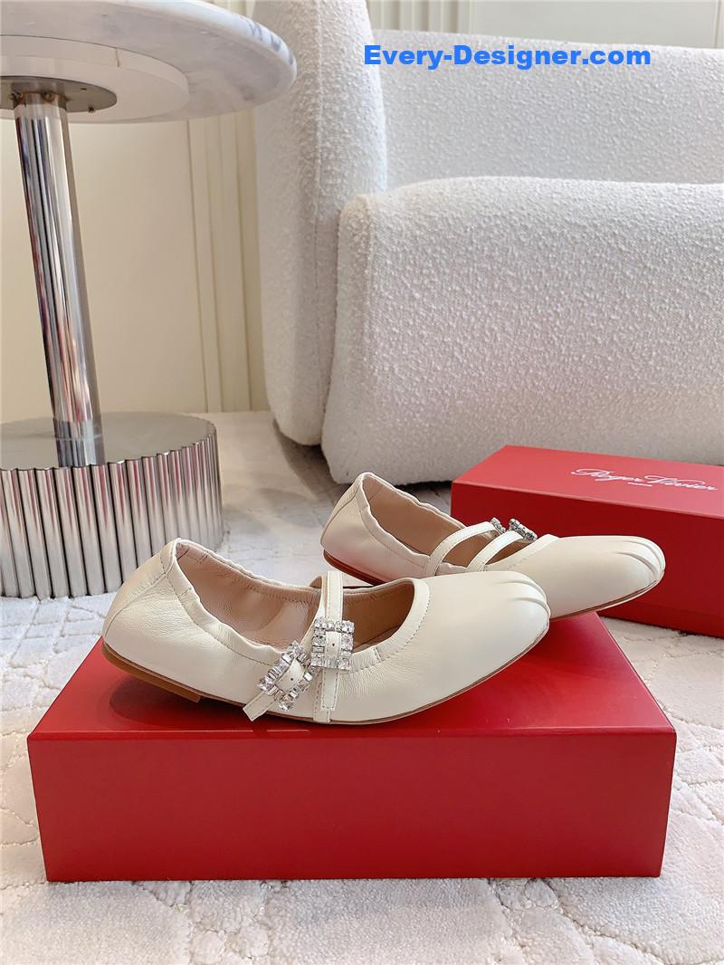 Roger Vivier Mary Janes in Off-White Nappa Leather