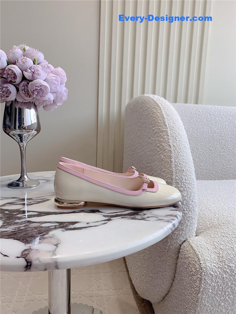 Roger Vivier Viv’ Podium Ballerinas in Patent White and Pink