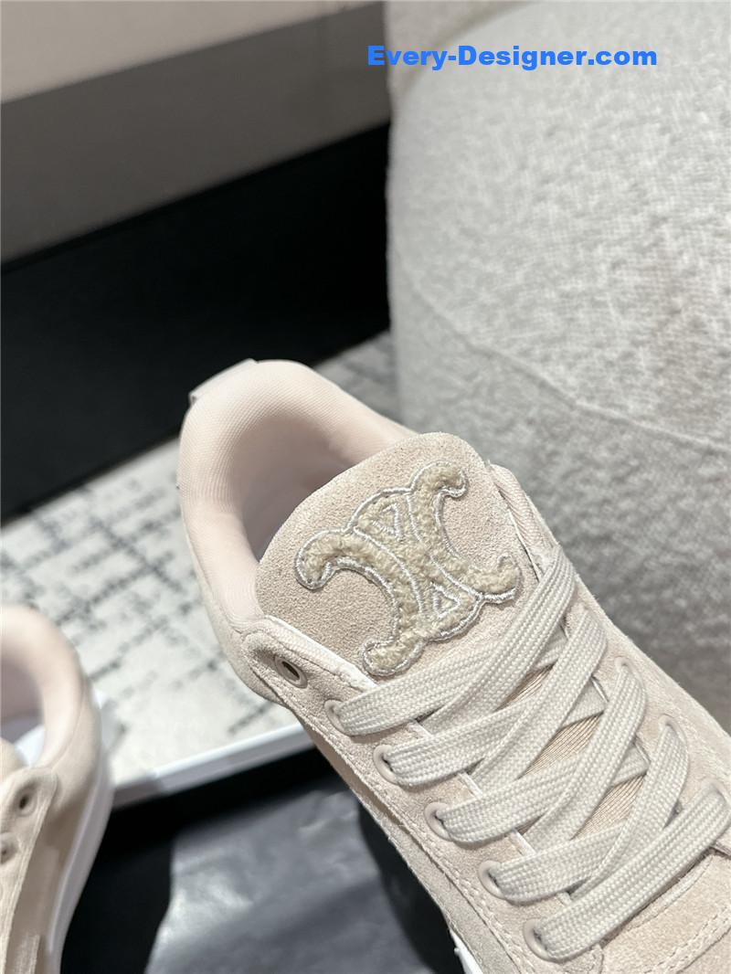 Ce1i*e beige suede huntington low lace-up sneakers