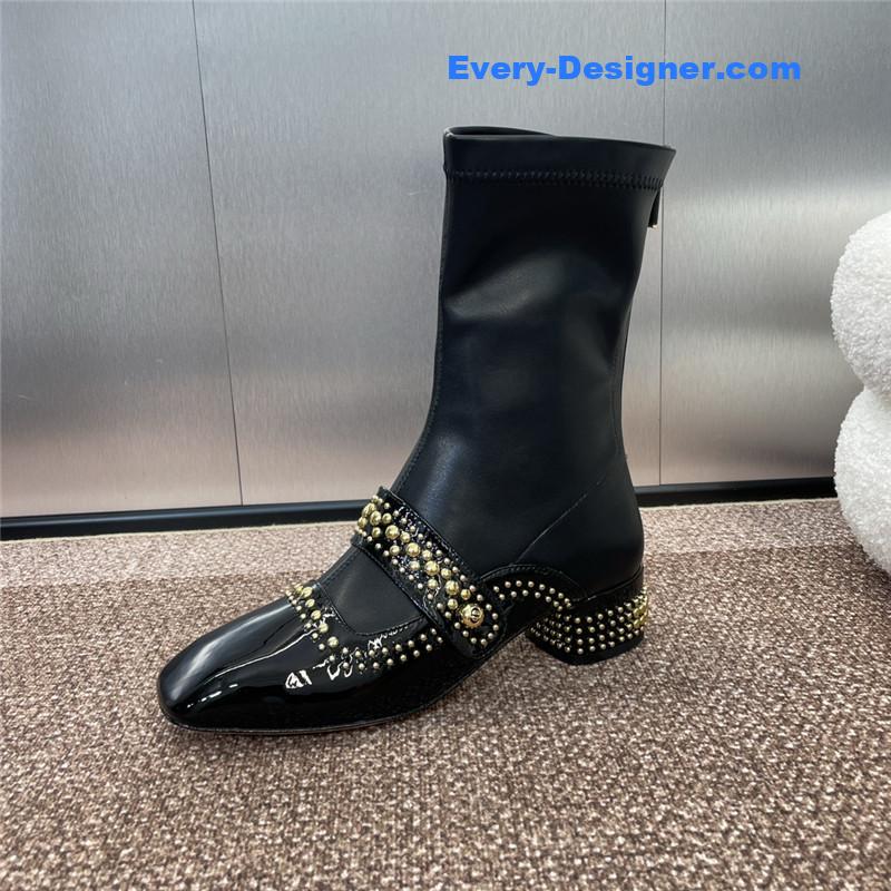 D10r women’s belle-d heeled ankle boot in black