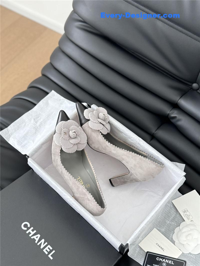 Ch**el camellia grey suede heel pumps