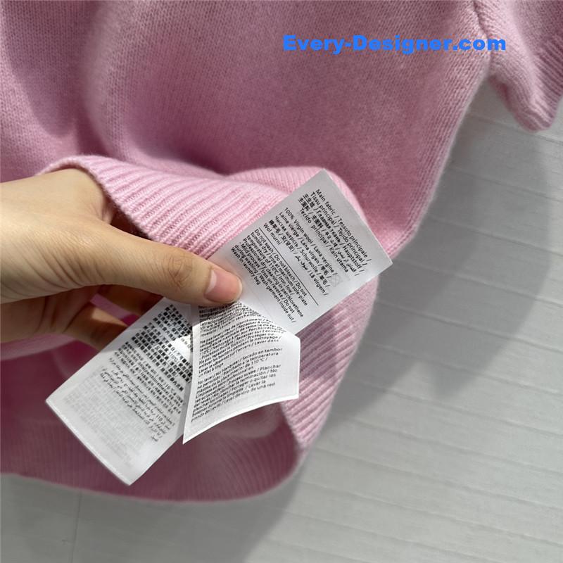 Va1e*ntin0 polo lead short -sleeved sweater replica clothing sites