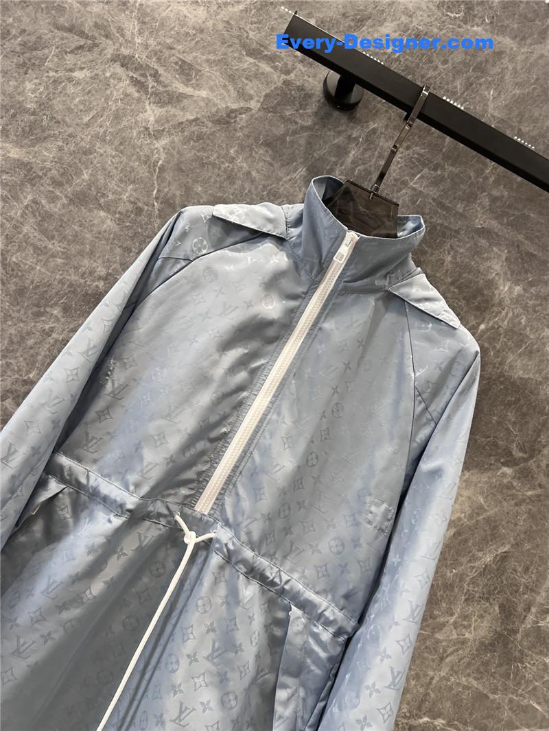 l0vis Vvtt0n lv trench dress replicas clothes