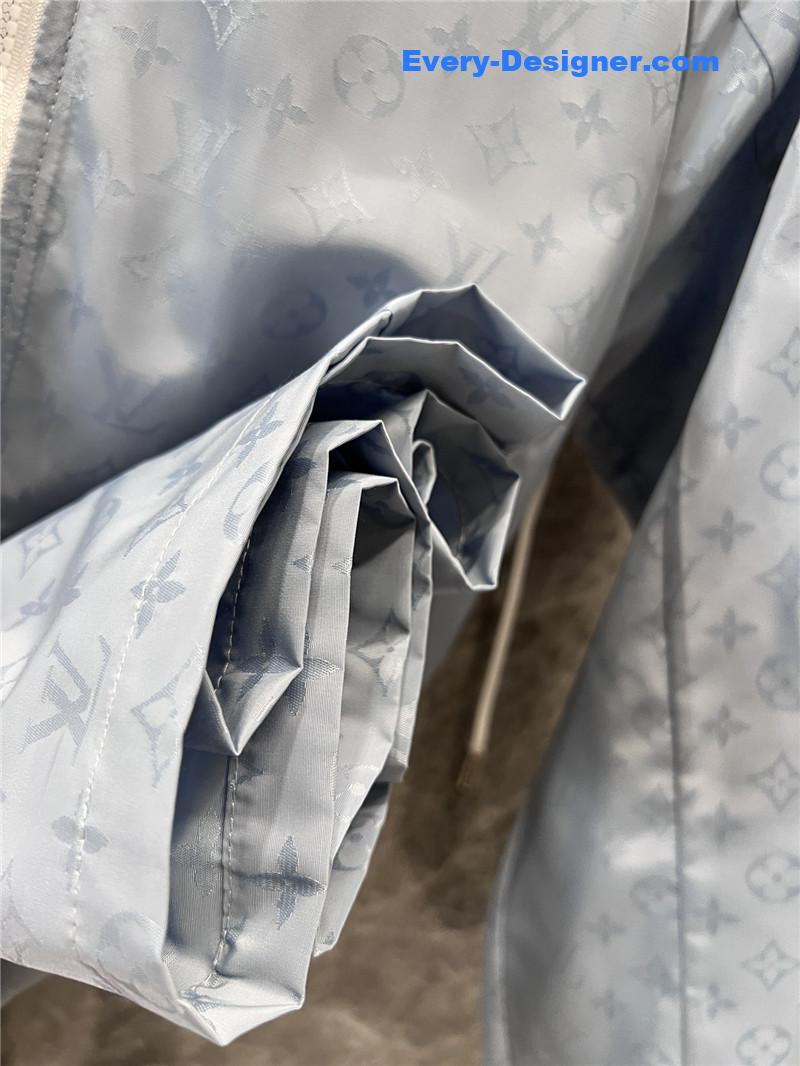 l0vis Vvtt0n lv trench dress replicas clothes