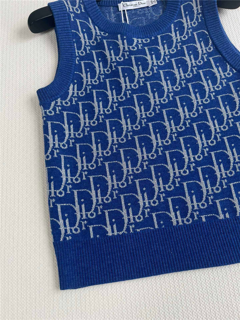 D10r round neck vest replica clothing sites