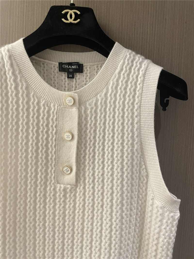 Chanel cashmere button vest replica d&g clothing