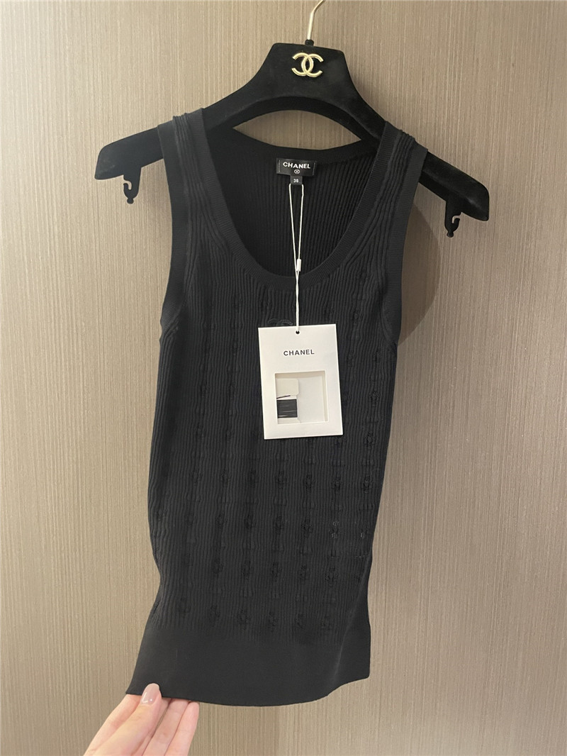 Ch**el logo vestcheap replica designer clothes